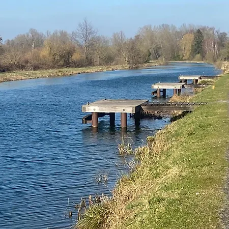 Le Moulin De *